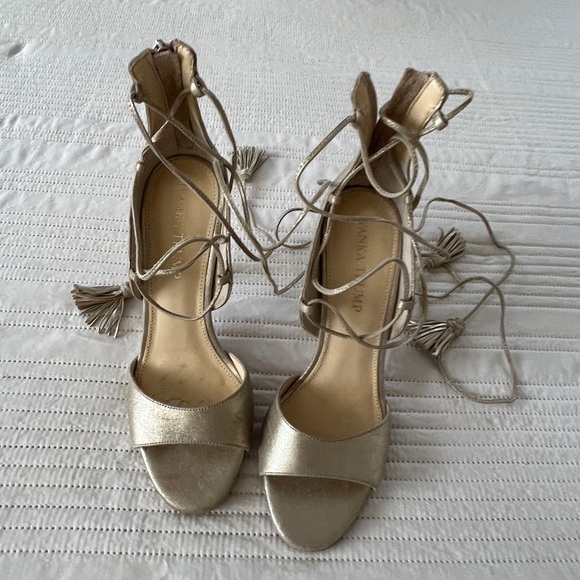 IVANKA TRUMP•Ithanya2•Leather Tassel Ankle Strap - Picture 1 of 3